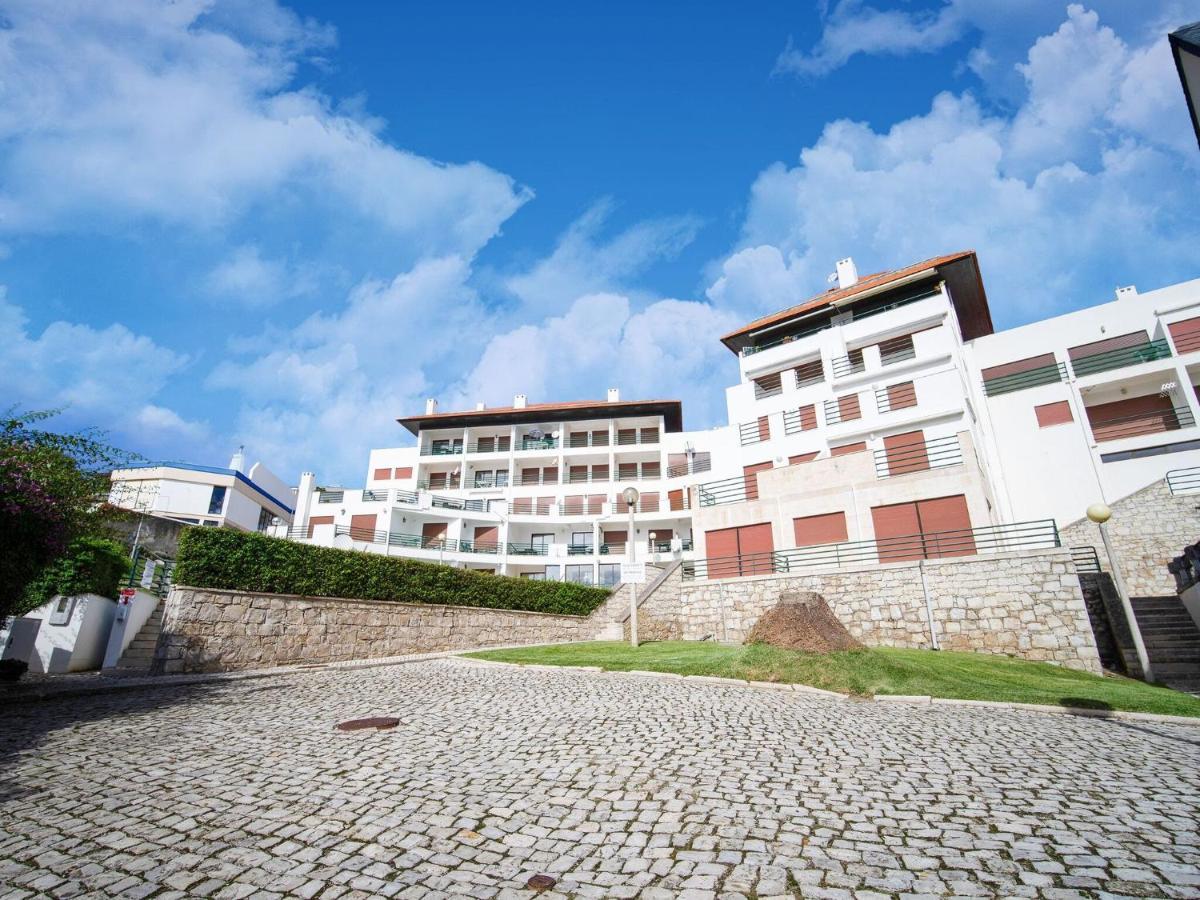 Apartment In A Luxurious Complex In The Center São Martinho do Porto Exteriér fotografie